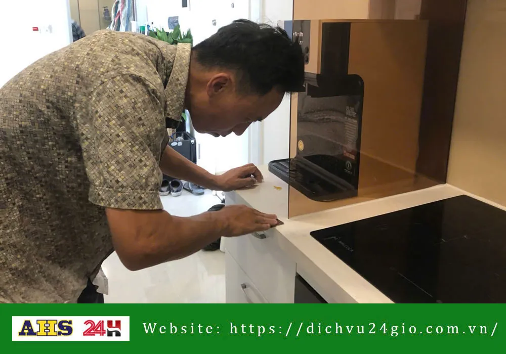 Đánh bóng đồ nhựa