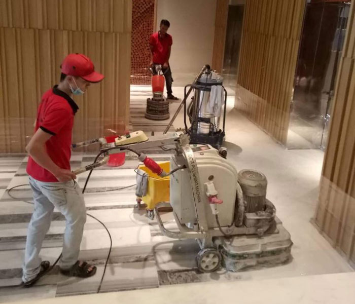 Mài phẳng bề mặt sàn đá