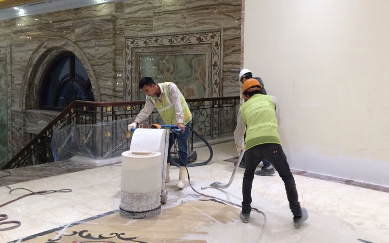 Đội ngũ nhân viên đánh bóng của chúng tôi