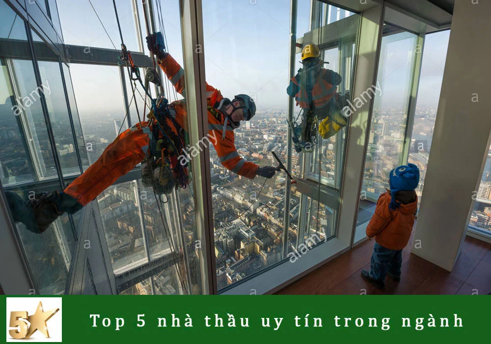 lau kính toà nhà